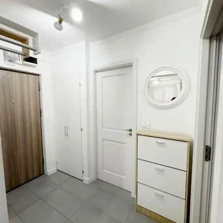 Apartment Peaceful Place Near County Hospital - Free Parking